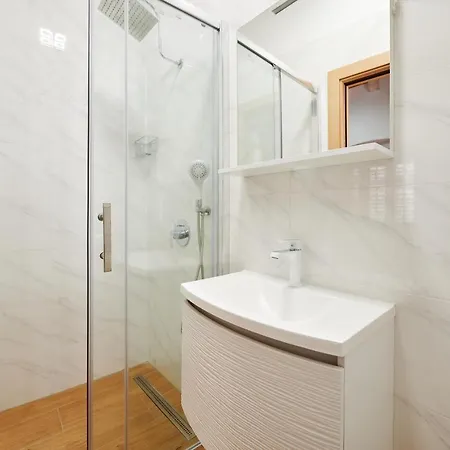 Bed & Breakfast Tomy - Katy Trogir