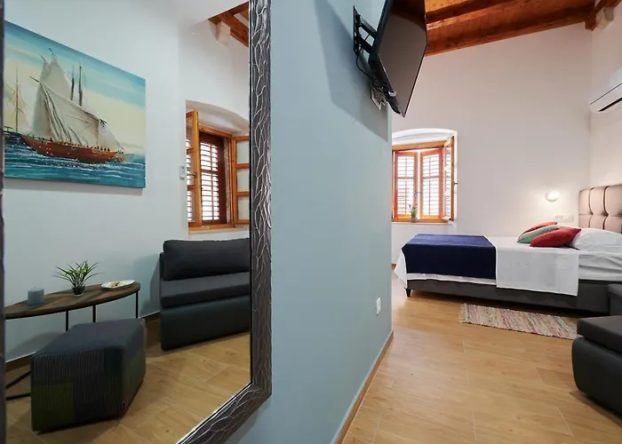 Tomy - Katy טרוגיר