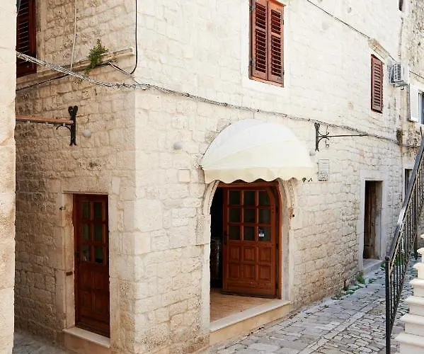 Tomy - Katy 3* Trogir