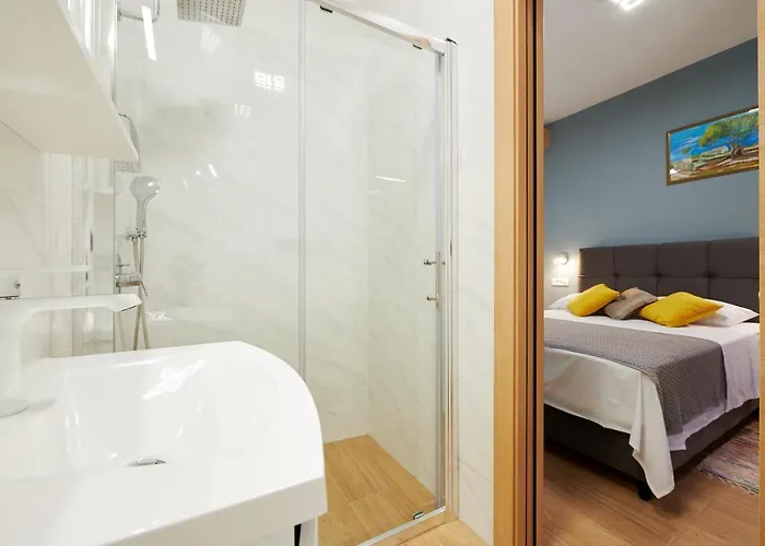 Tomy - Katy 住宿加早餐酒店